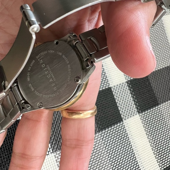 Women’s watch - Picture 5 of 10